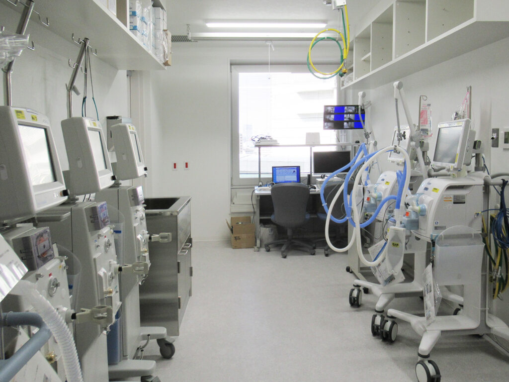 ICU・CCU 器材庫