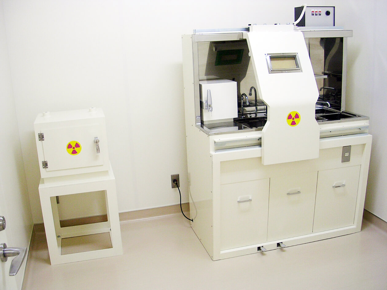 RI施設の安全作業機器